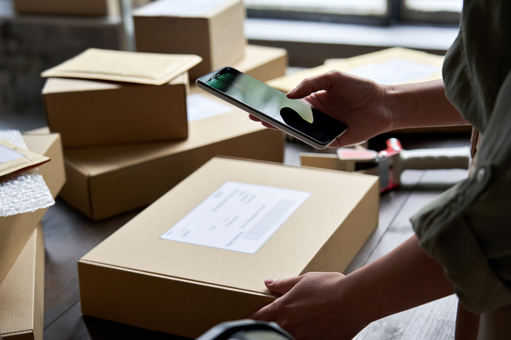 Person scanning box with smart packaging